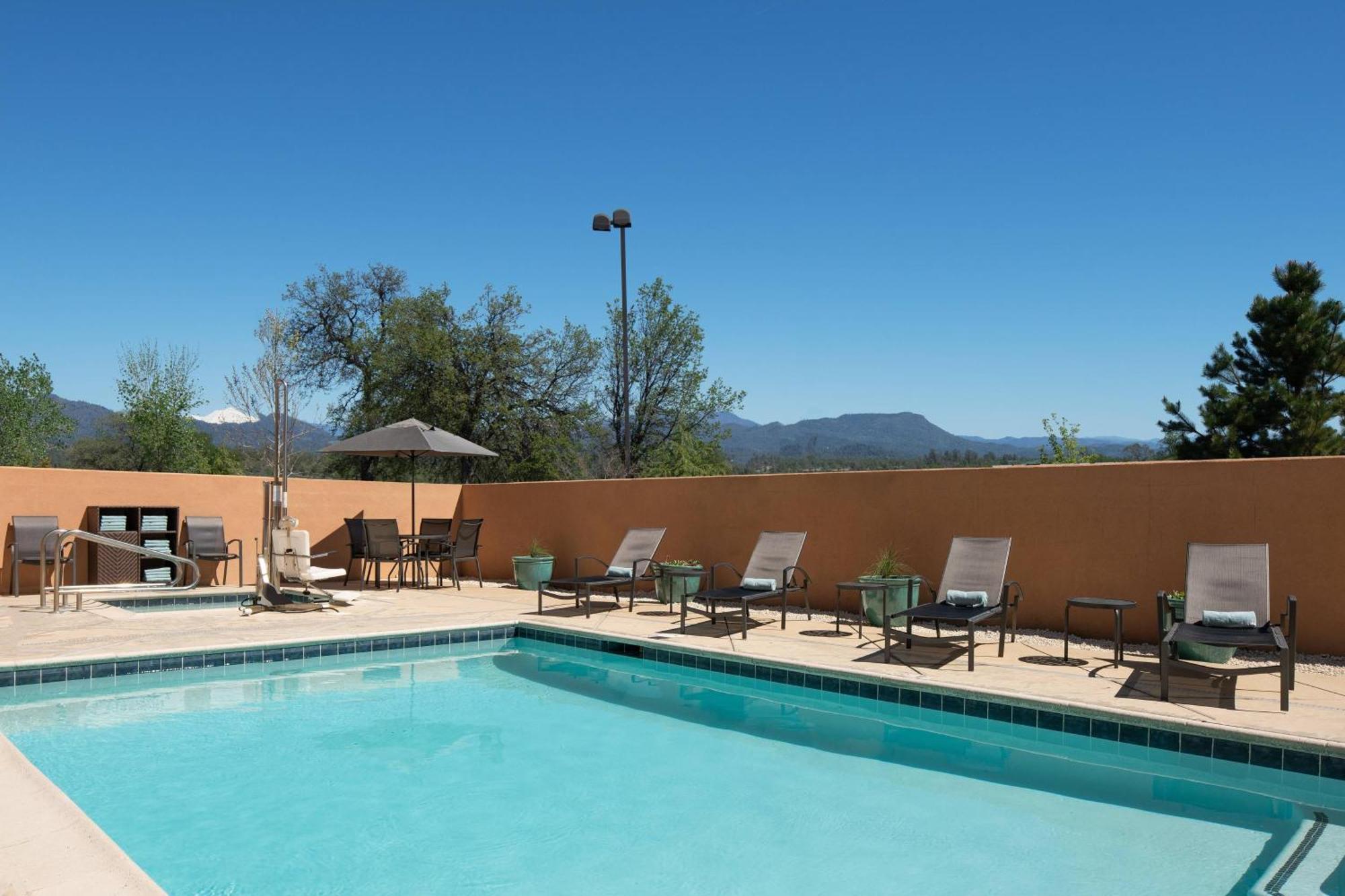 Fairfield Inn&Suites Redding Exterior foto